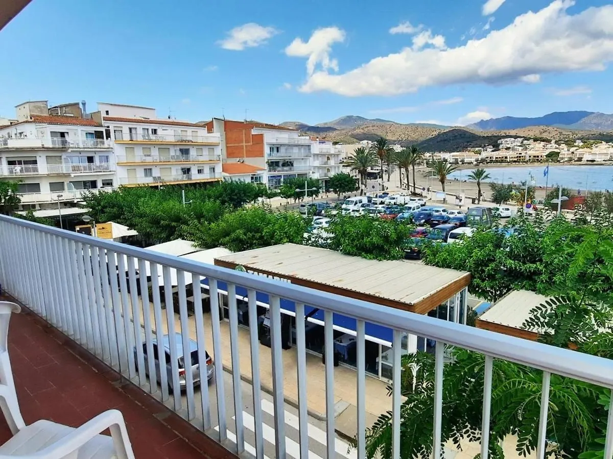 Magnifico Apartamento Cerca De La Playa En Llanca, Se Admiten Mascotas - Es-170-19 0*,  Hiszpania